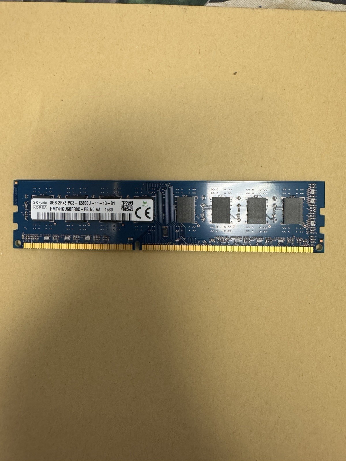 SK hynix 8GB DDR3 SDRAM PC3-12800U 240-Pin DIMM 1x8GB HMT41GU6BFR8C-PB