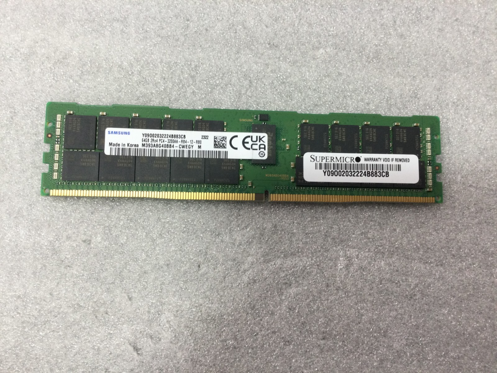 Samsung M393A8G40BB4-CWE 64GB 1X64GB 2Rx4 PC4-3200AA DDR4 ECC Reg Server Memory