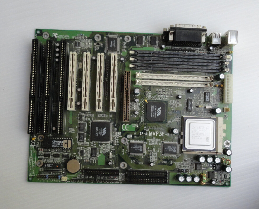 Epox EP-51 MVP3E-M Socket 7 Motherboard w/ AMD K6-2/450 AHX CPU
