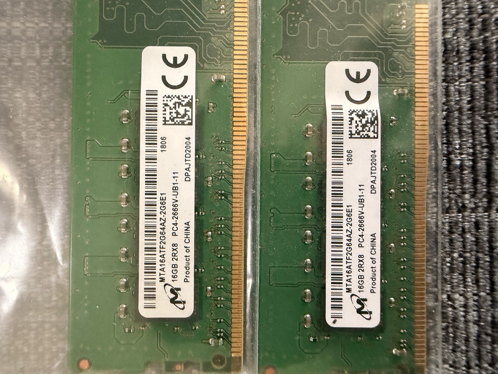 Micron 16GB 2666MHz PC4-21300 Non ECC (DDR4 SDRAM) Memory (MTA16ATF2G64AZ-2G6E1)