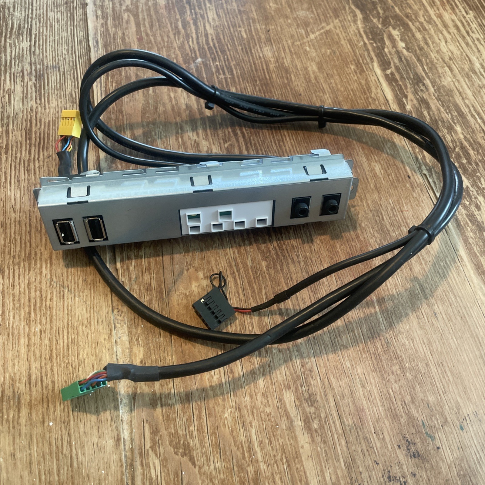 Dell OPTIPLEX 3010 390 D12M Desktop Front IO USB Audio Panel LED C8PD6
