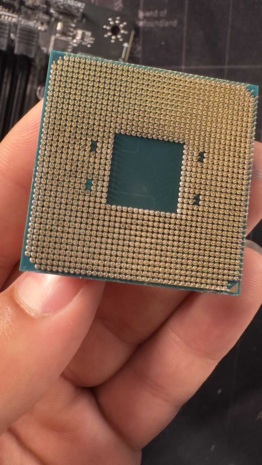 AMD Ryzen 3 3200G – 3.6GHz Quad Core (YD3200C5FHBOX) Processor
