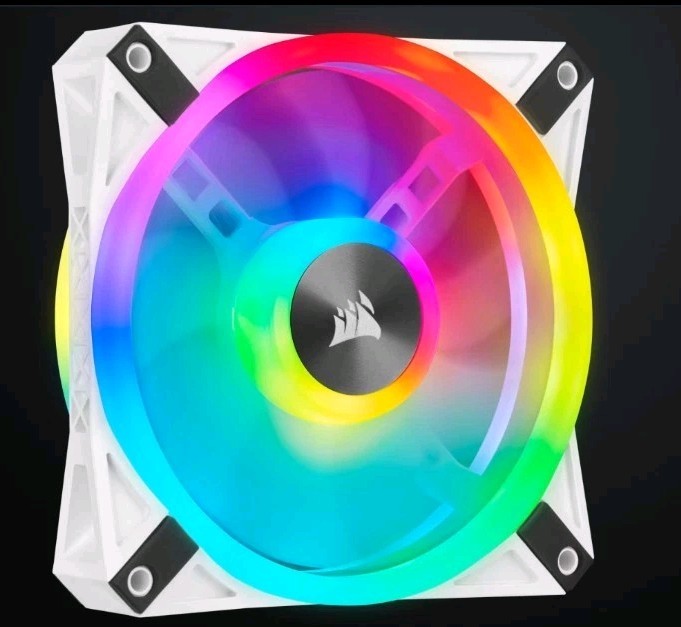 7 X Corsair QL120 White RGB PWM 120mm Premium Fans, New Never Used