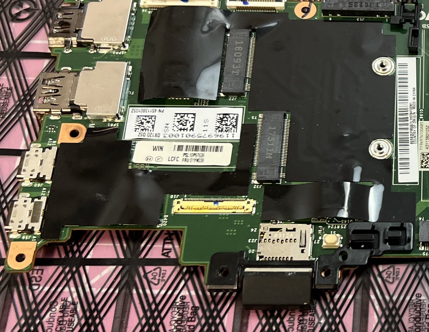 Lenovo ThinkPad X1 Carbon 5th i7-7500U 2.7GHz 8GB Motherboard 01YN038 01AY065