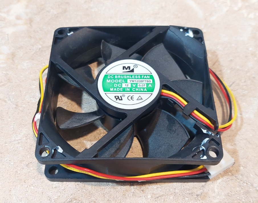 12V YM YM1208PTB3 M Fan 0.07A 80x80x25mm 4pin Computer case Side PC DC Brushless