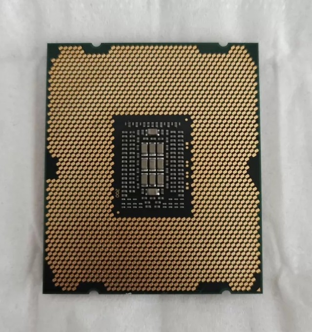 3rd Gen Intel Core i7-3930K LGA2011 CPU Processor 3.2Ghz 6Core 12Thread 12MB
