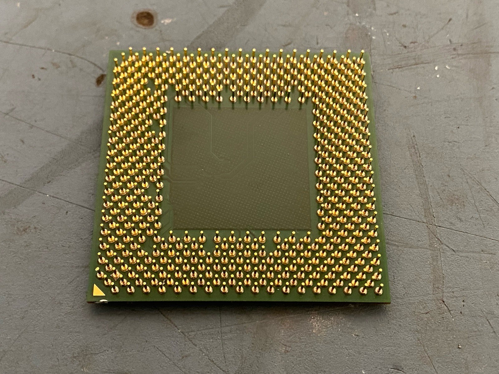 AMD Athlon XP 3000+ AXDA3000DKV4E 2.1GHz 512KB Socket A/462 CPU Processor