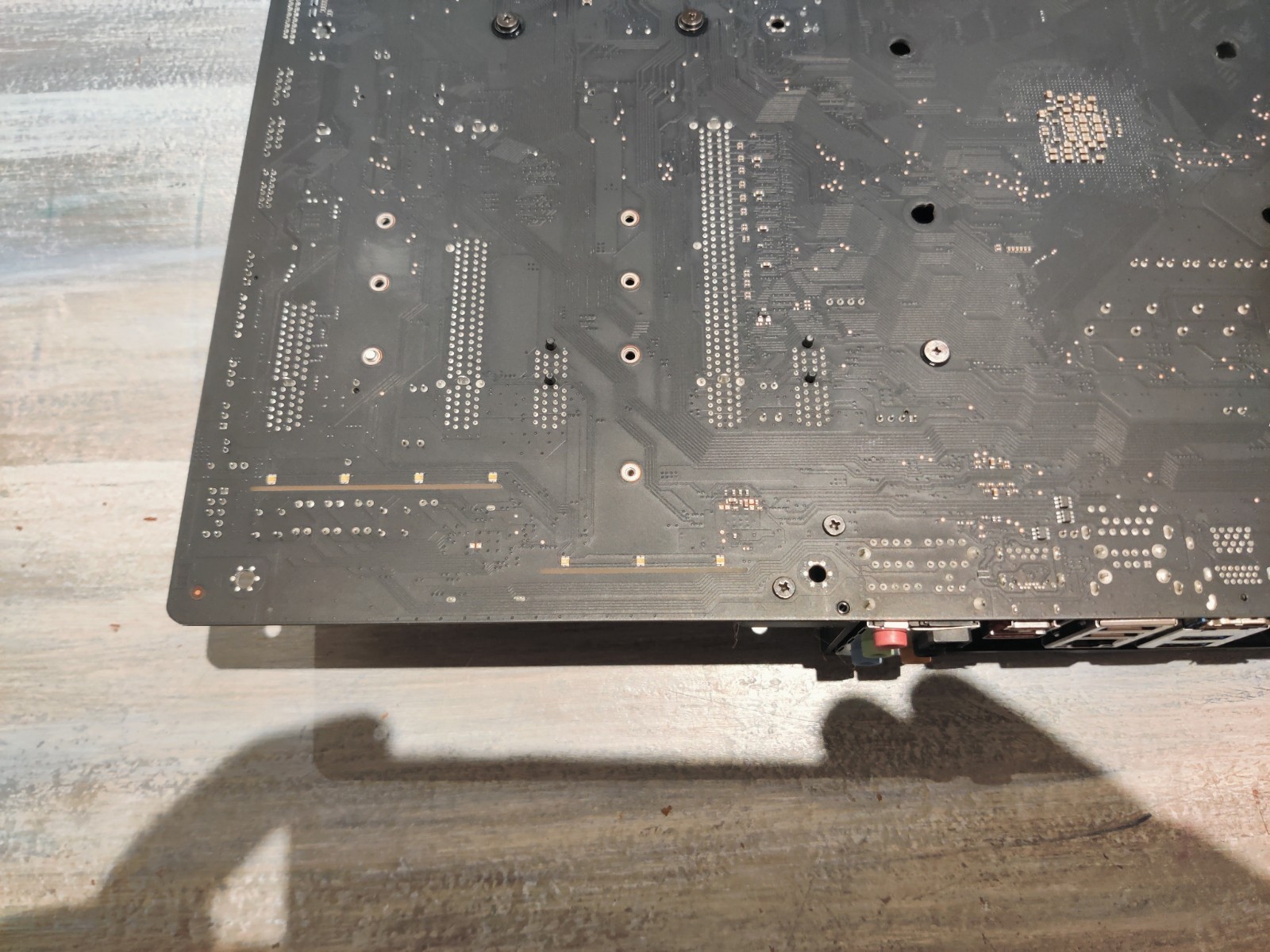 Gigabyte X470 AORUS Ultra Gaming – For Parts/Not Working