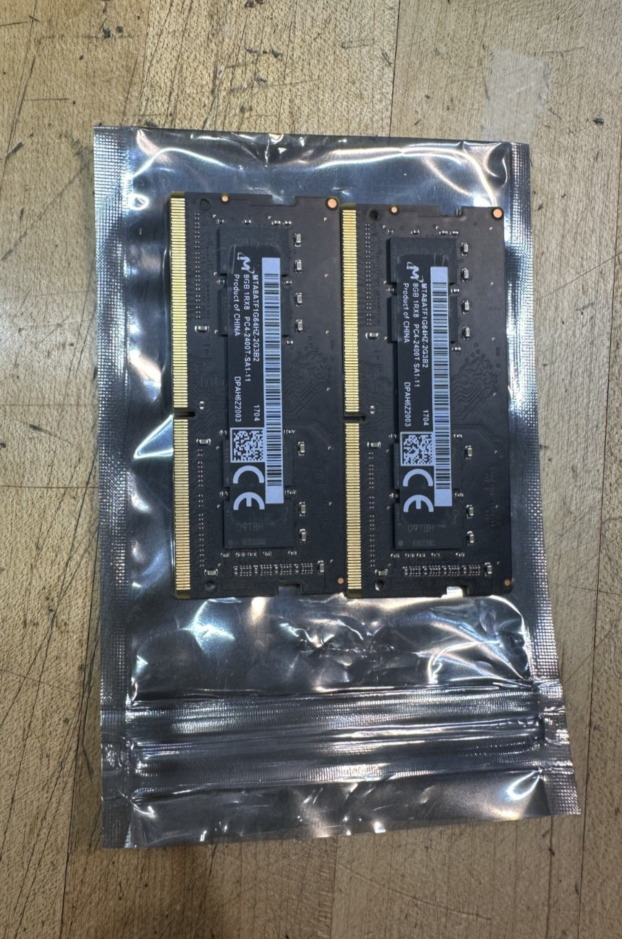 Micron 16 GB (2x 8GB) SO-DIMM RAM PC4-2400T-SC0-11