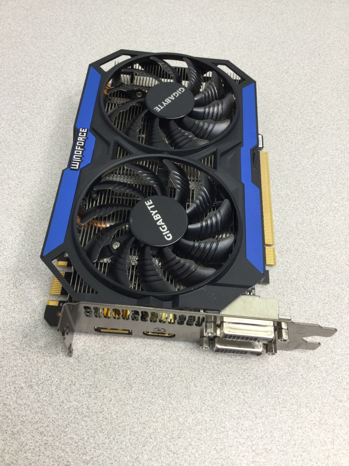 Windforce Gigabyte GeForce GV-N960OC-4GD 4G 128Bit GDDR5 Video Card