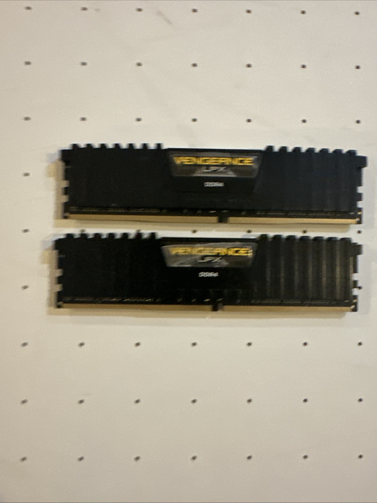 Corsair Vengeance LPX 8GB (2x4GB) Memory Kit (CMK16GX4M4A2800C16) DDR4
