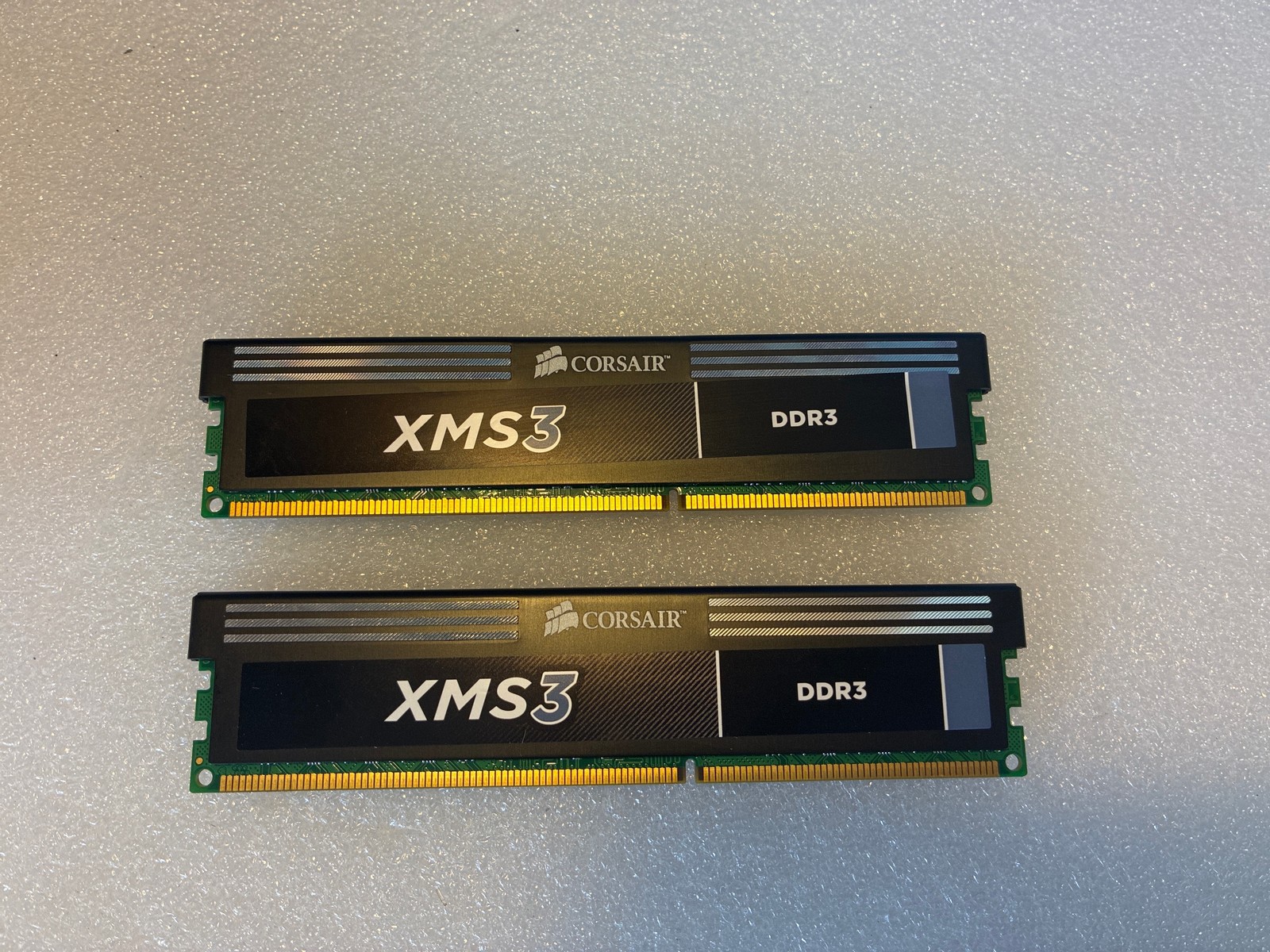 🔥 Corsair XMS3 CMX8GX3M2A1333C9 8GB (2x4GB) DDR3 1333MHz Desktop Memory Kit