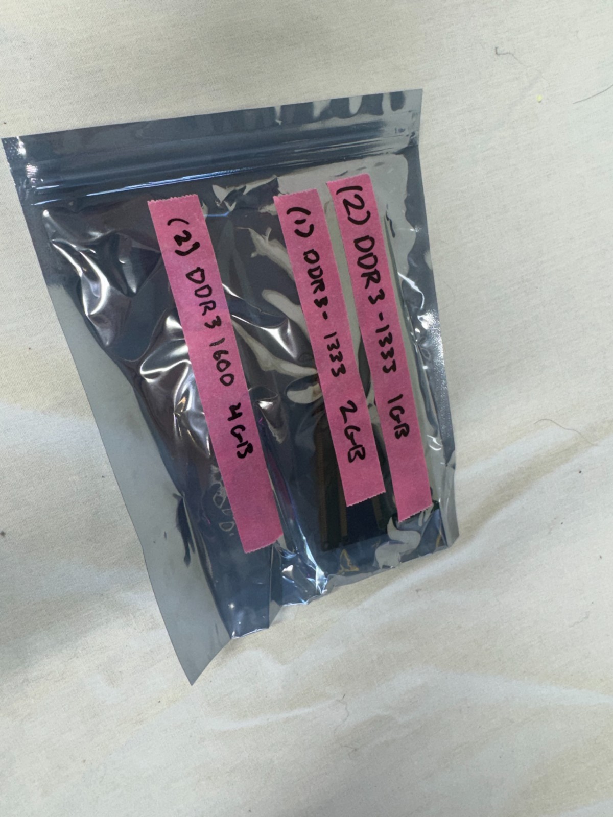 Mixed Lot Of DDR3 RAM. (2) 4GB (1) 2GB (2) 1GB