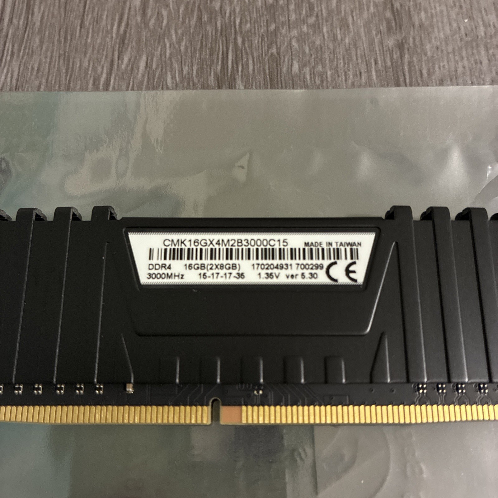 Corsair Vengeance LPX 16GB (2x8GB) DDR4 3000MHz CMK16GX4M2B3000C15 RAM Kit