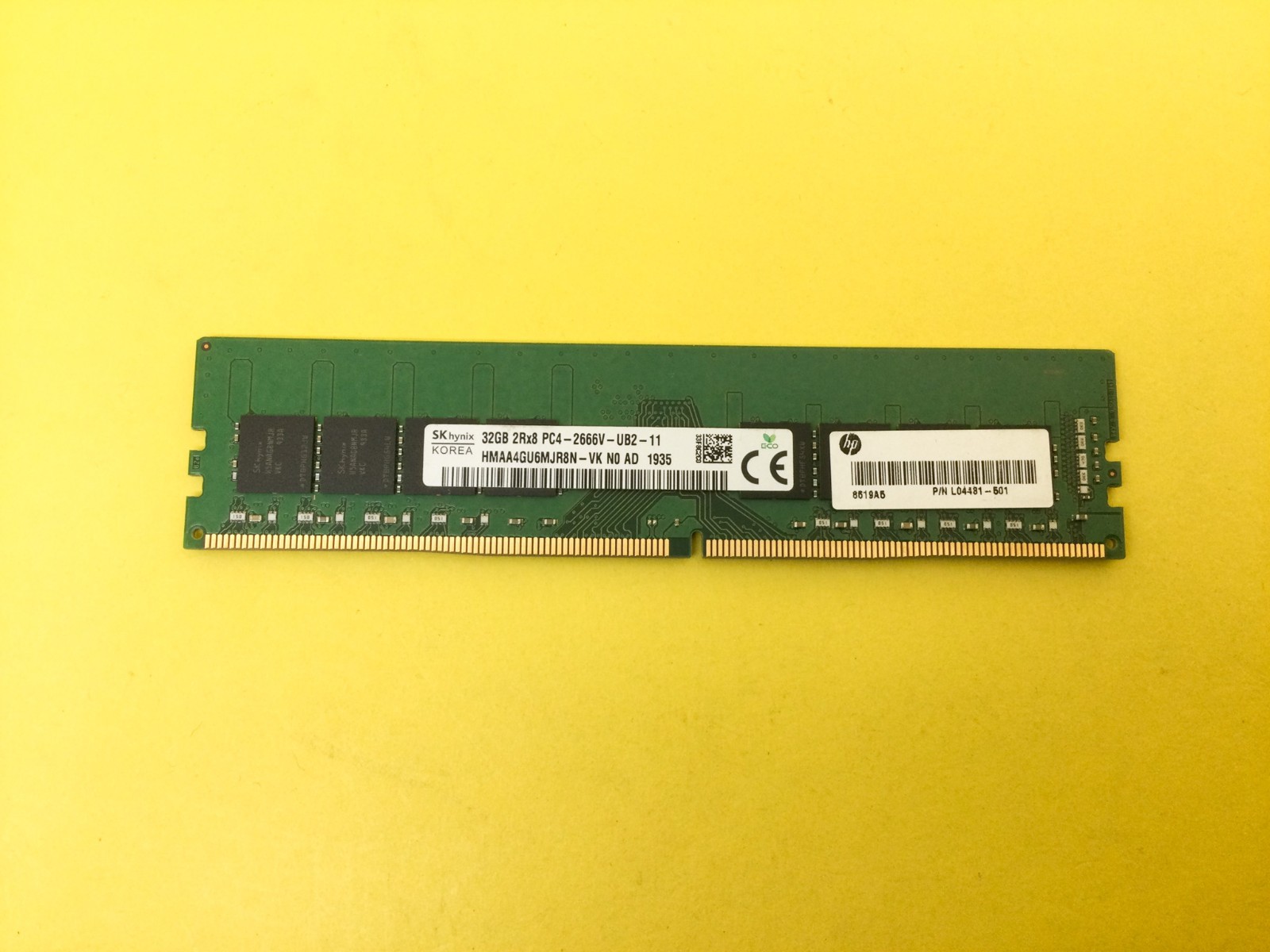 SK Hynix 32GB(1x32GB) 2Rx8 PC4-2666V UDIMM Desktop Memory HMAA4GU6MJR8N-VK