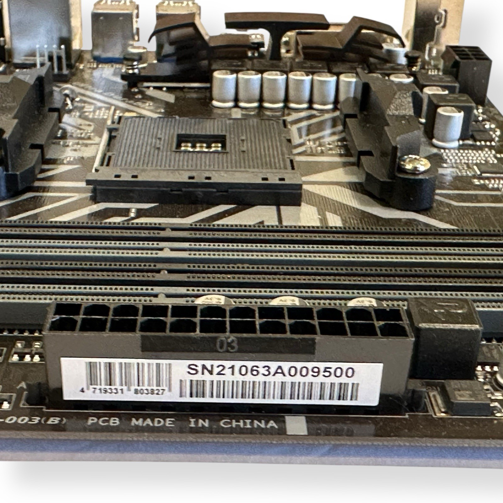 GIGABYTE B450M DS3H Motherboard AMD Micro ATX AM4 Ryzen PCI3 3.0 M.2 HDMI DDR4
