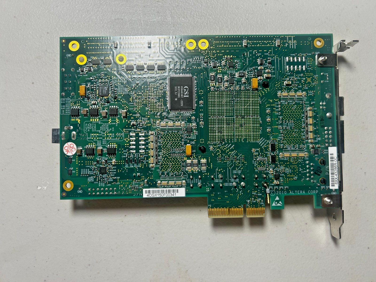 Altera Cyclone IV GX FPGA Development Kit DK-DEV-4CGX150N PCIe HSMC EP4CGX150