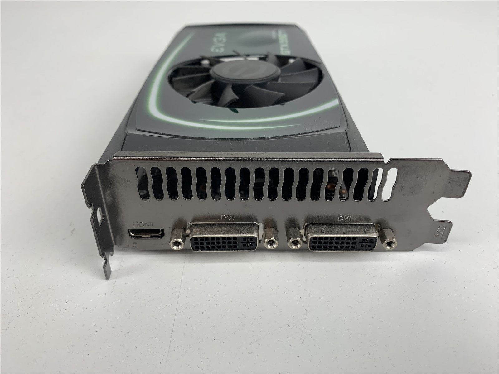 EVGA NVIDIA GeForce GTX 550 Ti (01G-P3-1556-KR) 1GB GDDR5 DVI HDMI Graphics Card