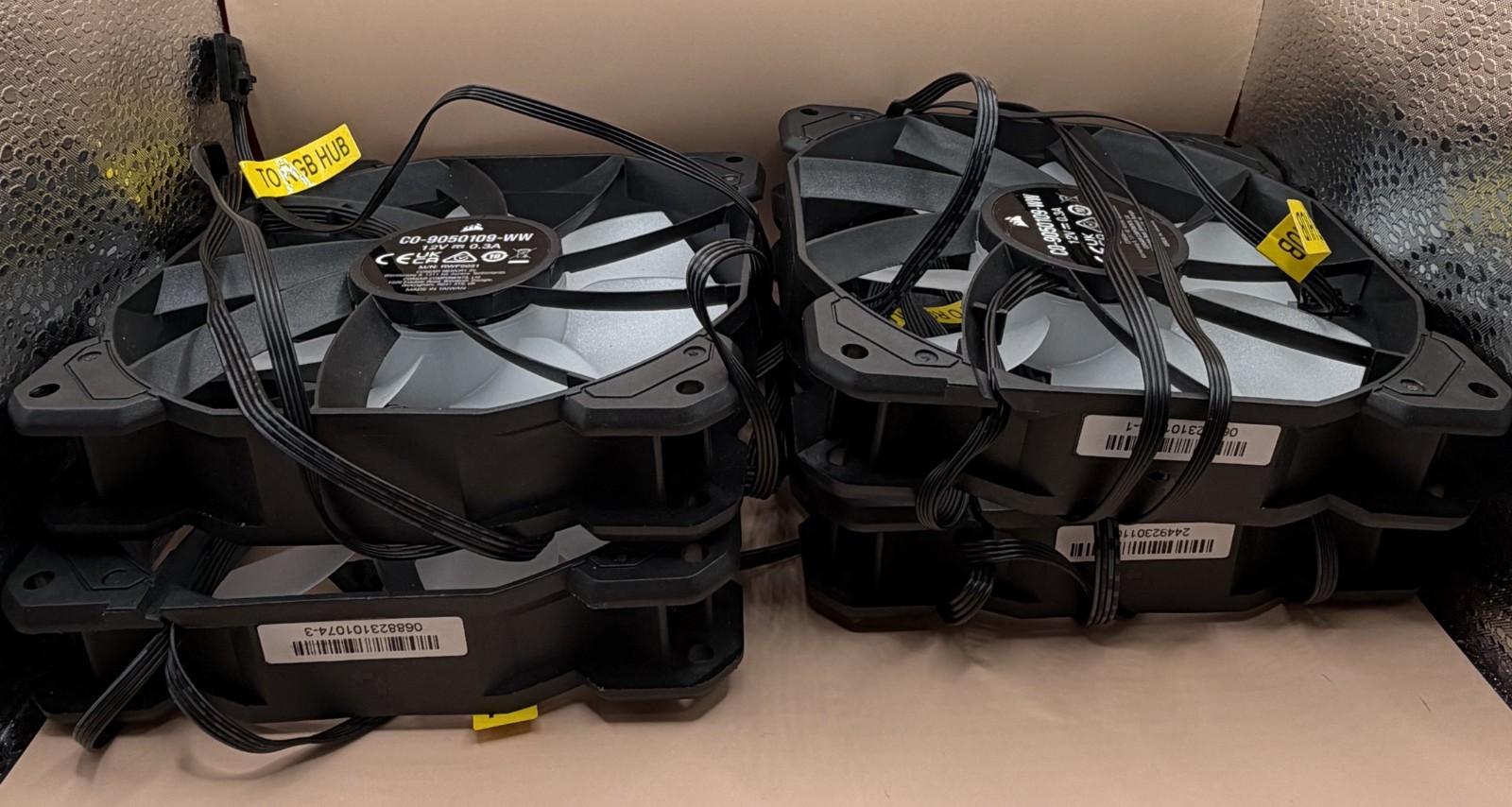 2X Corsair ML120 RGB ELITE + 4X Corsair SP120 RGB ELITE FANS