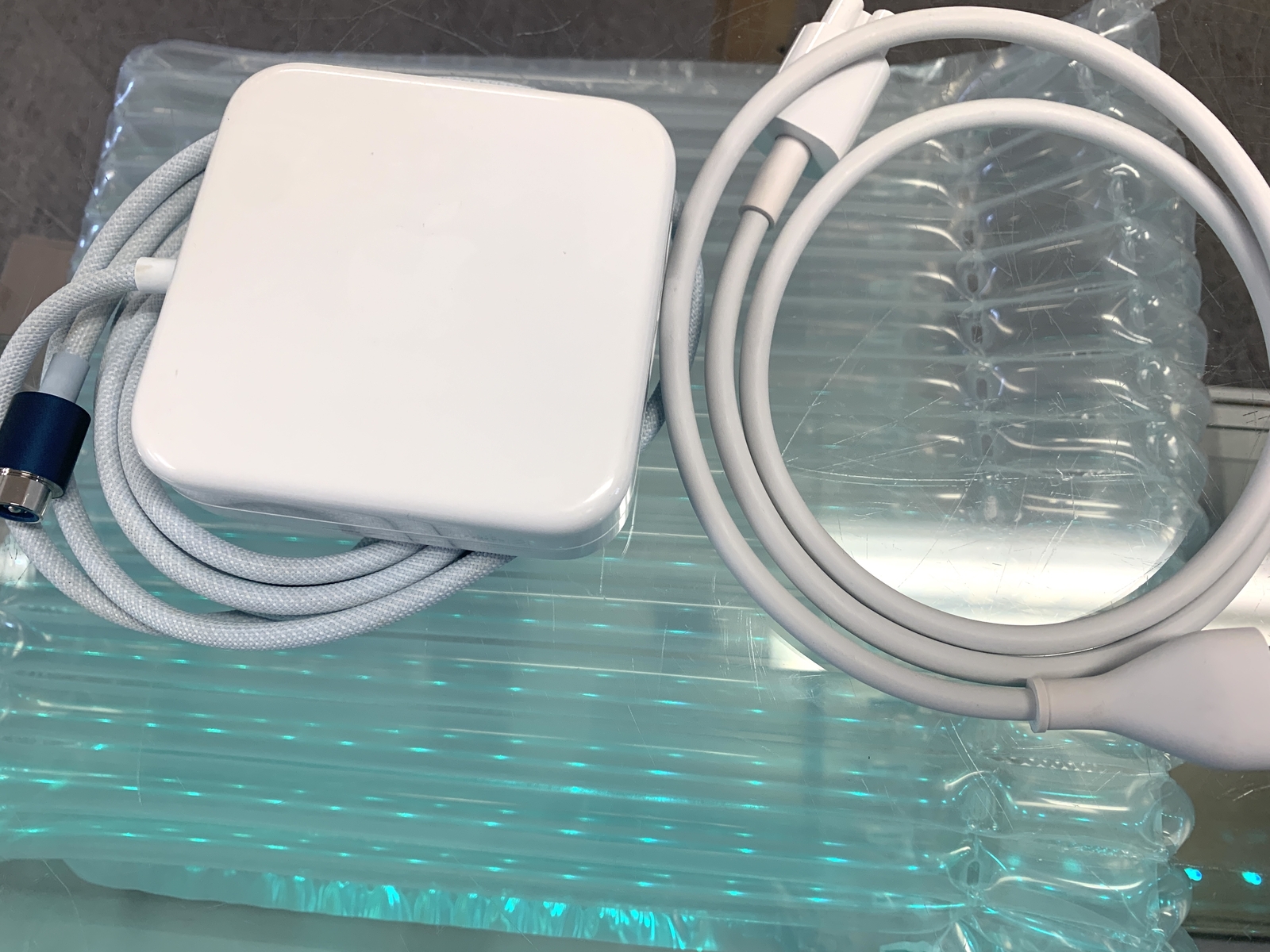 Genuine apple iMac 24″ M1 power adapter Blue A2290