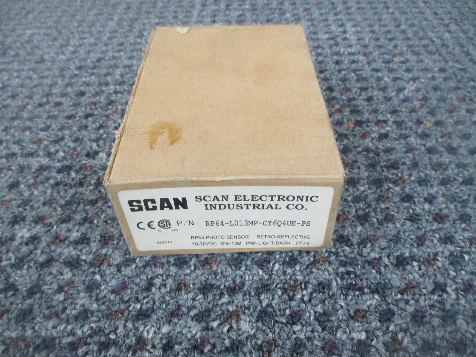 SCAN RP64-L013MP-CY6Q4UE-PS Rectangular Photoelectric Sensor