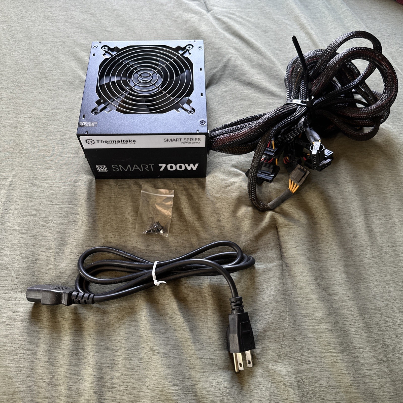 Thermaltake 80 Plus Smart 700W ATX PSU
