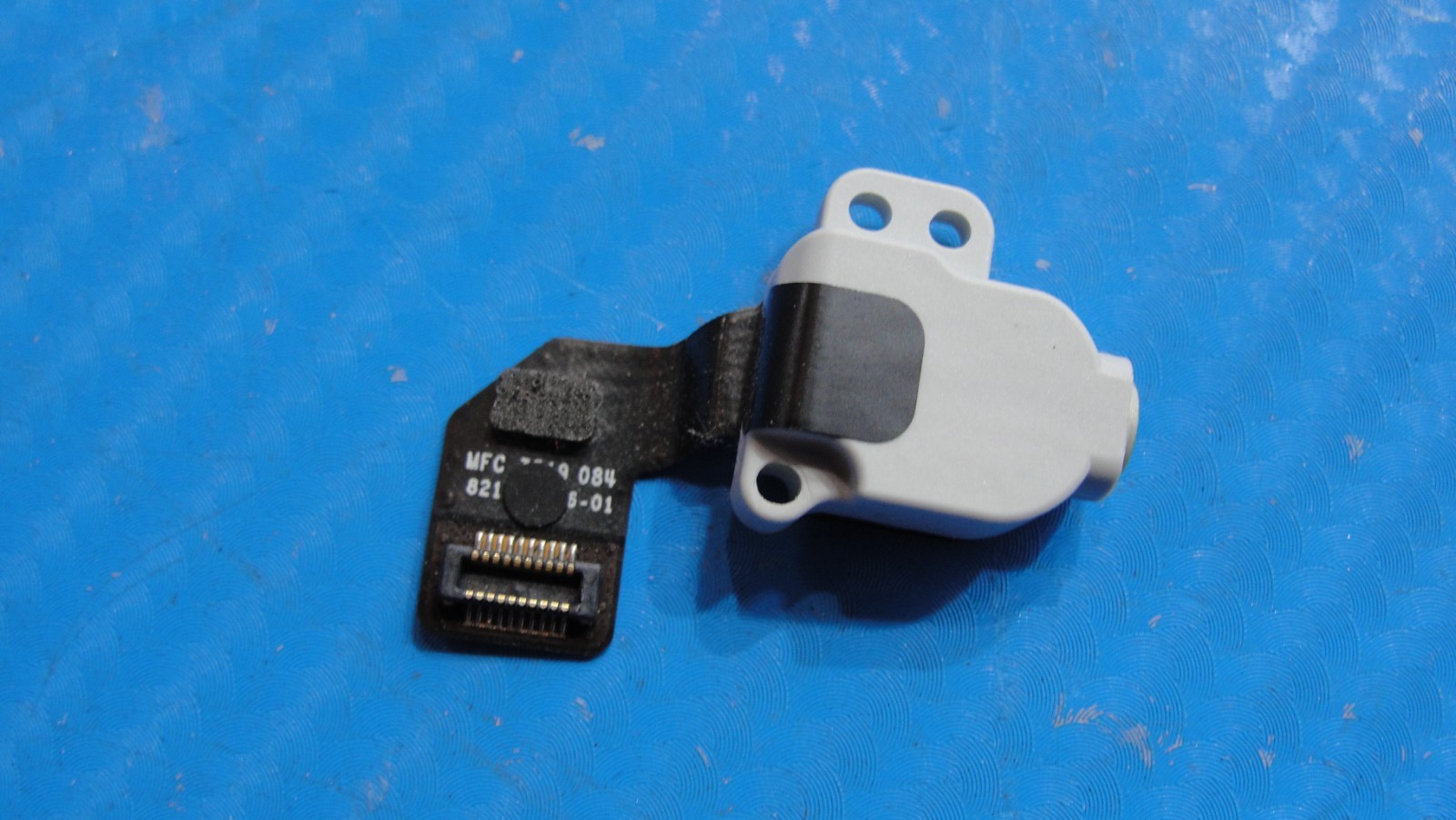 MacBook Pro A2141 Late 2019 MVVL2LL/A MVVM2LL/A 16″ Audio Board Silver 923-03903