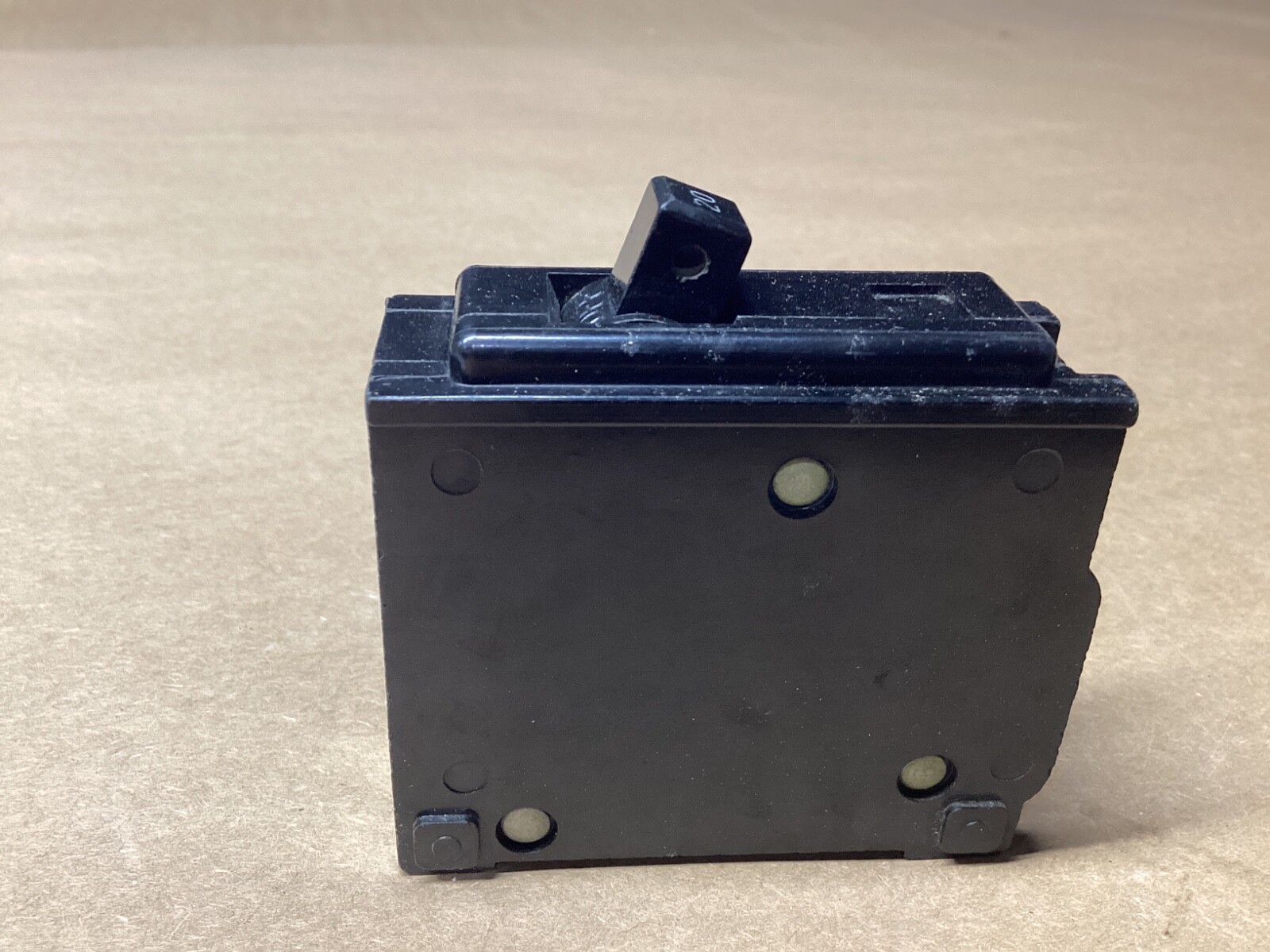 LOT OF 5 WESTINGHOUSE CIRCUIT BREAKERS 1 POLE 20A #100L119*CO