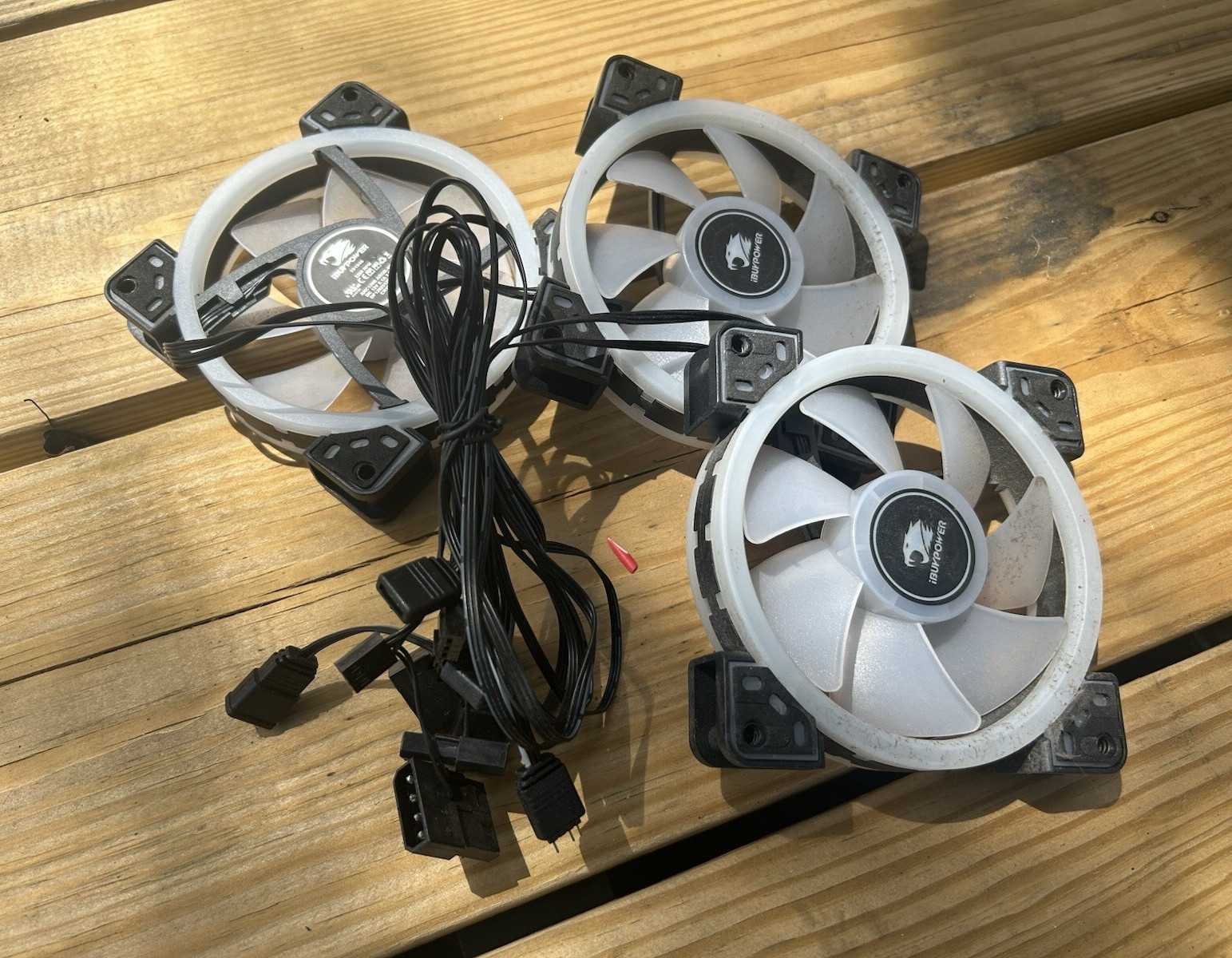 iBUYPOWER ARC120B ARGB-V2 120mm Case Fan 3-Pack 4-Pin 12V 1200RPM