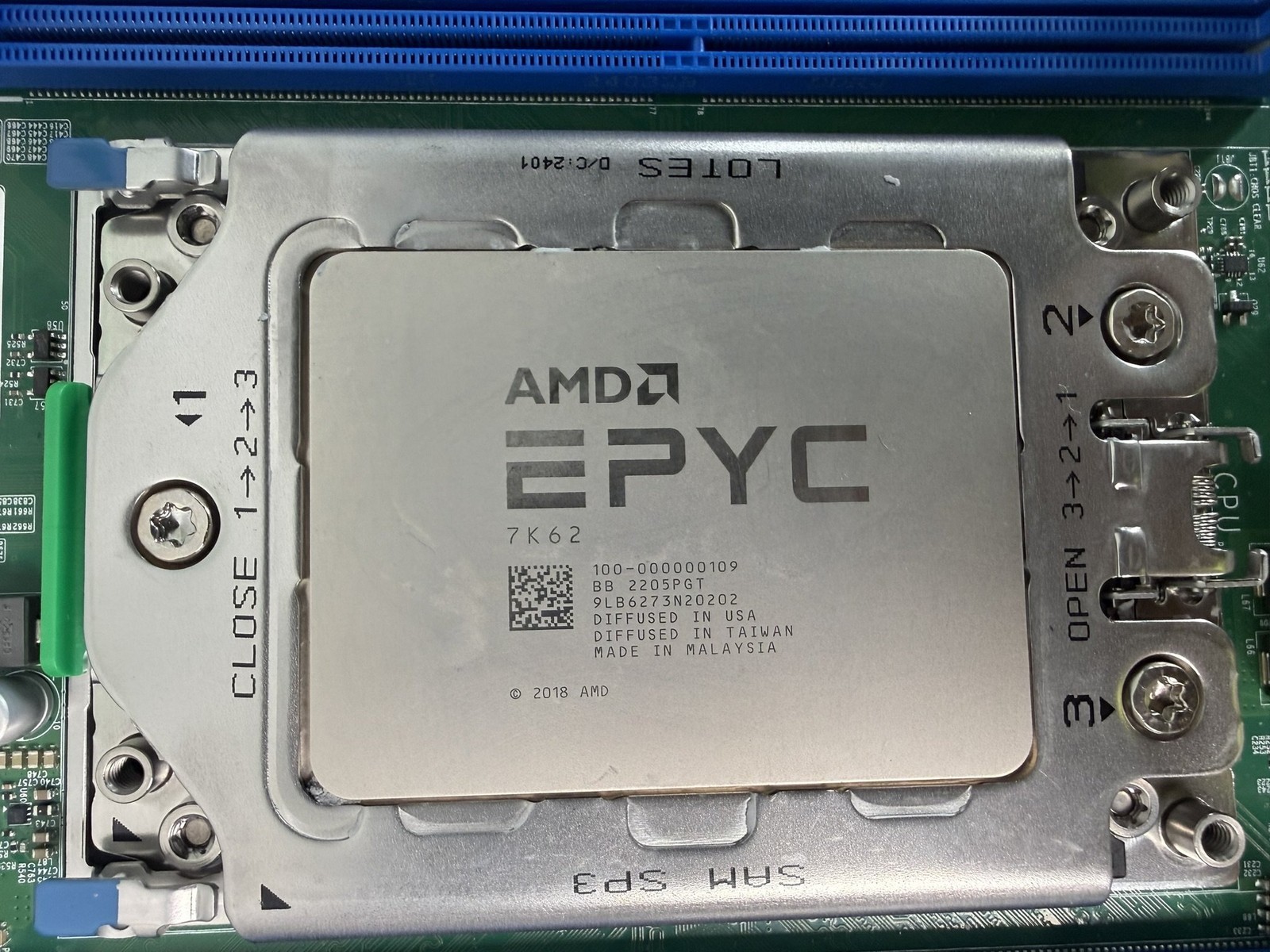 Supermicro H12SSL-i ATX SP3 DDR4 Server Motherboard w/ AMD EPYC 7K62 48-Core CPU