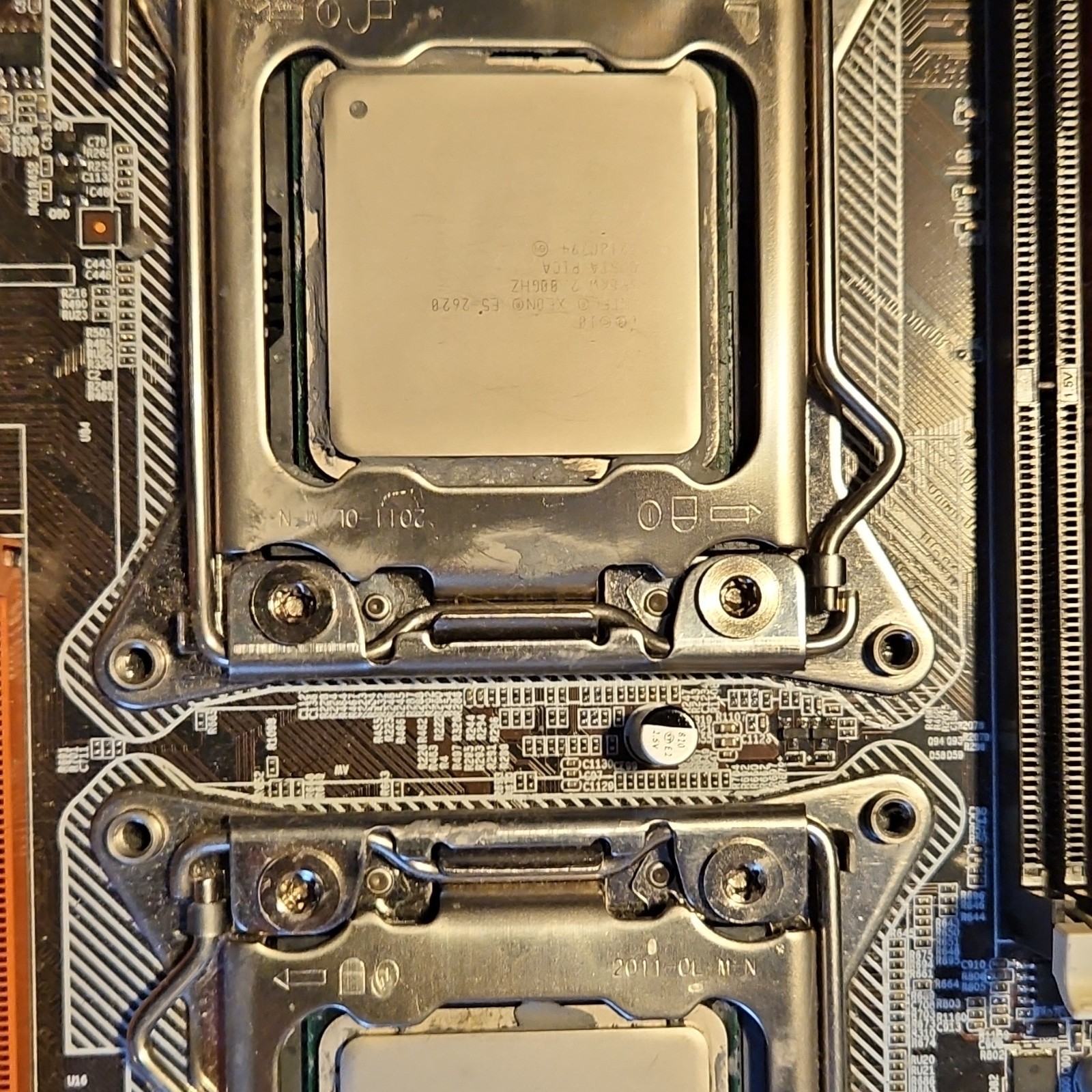 X79 Server V1.3 ATX LGA2011 DDR3 w/ 2x Xeon E5-2620 2.00GHz