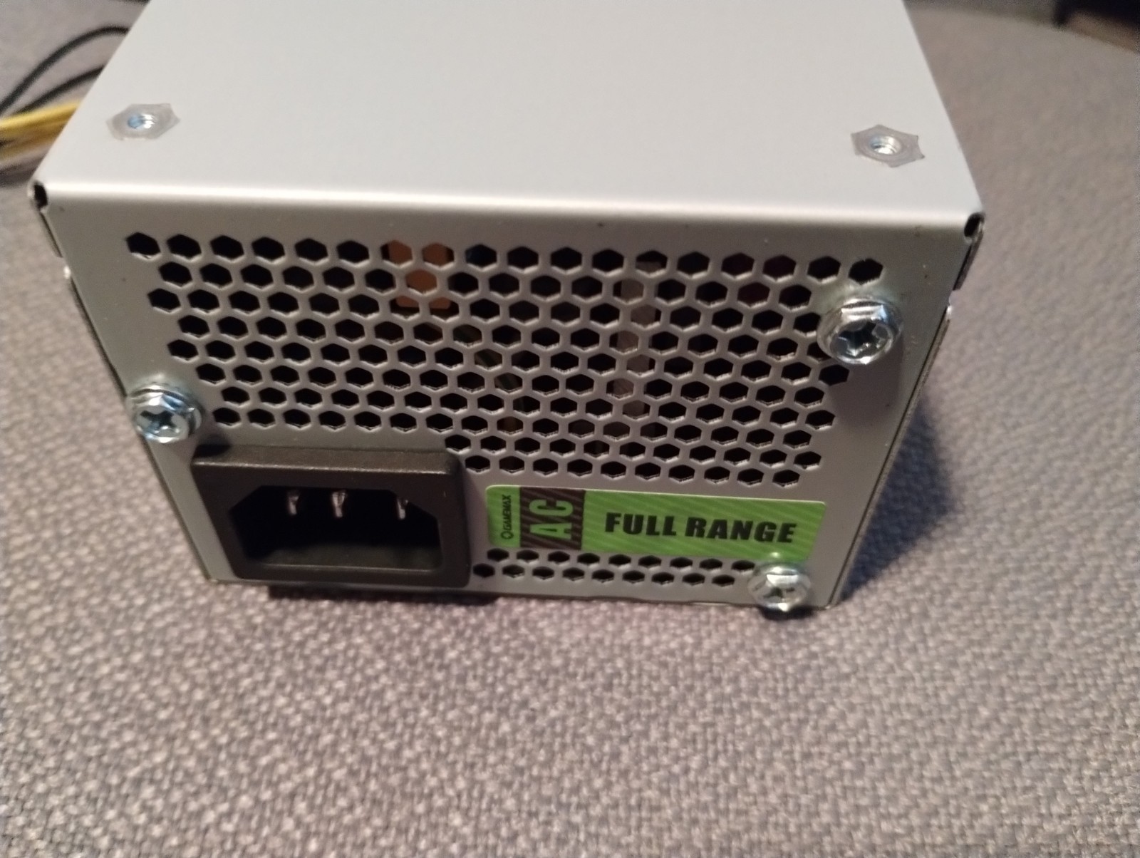 GAMEMAX TFX-300 300w Mini Power Supply 80+ Bronze fits HP Dell