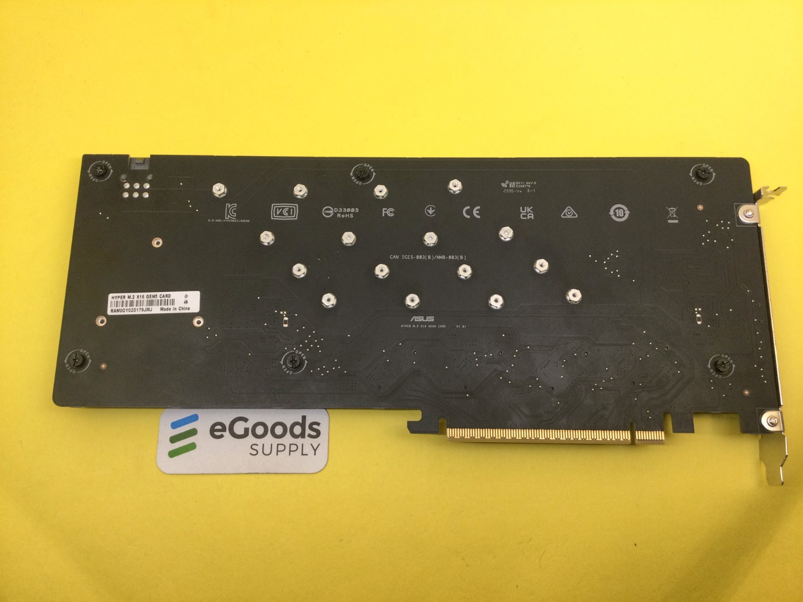 Asus HYPER M.2 X16 GEN5 CARD