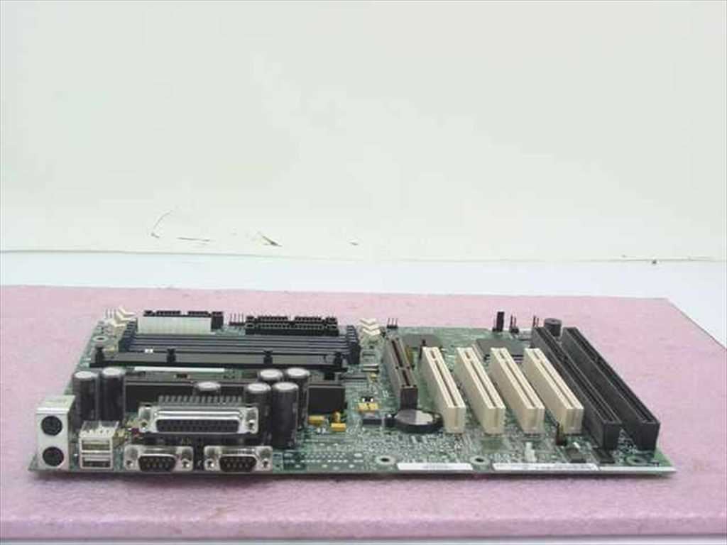 Gateway 4000206 Slot 1 System Board with 2x 16-Bit ISA and PCI – Intel AA681534