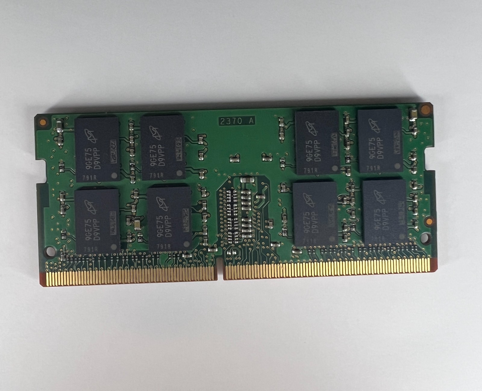 Micron 16GB PC4-2666V DDR4 2666MHz 2Rx8 SODIMM RAM – MTA8ATF2G64HZ-2G6E1