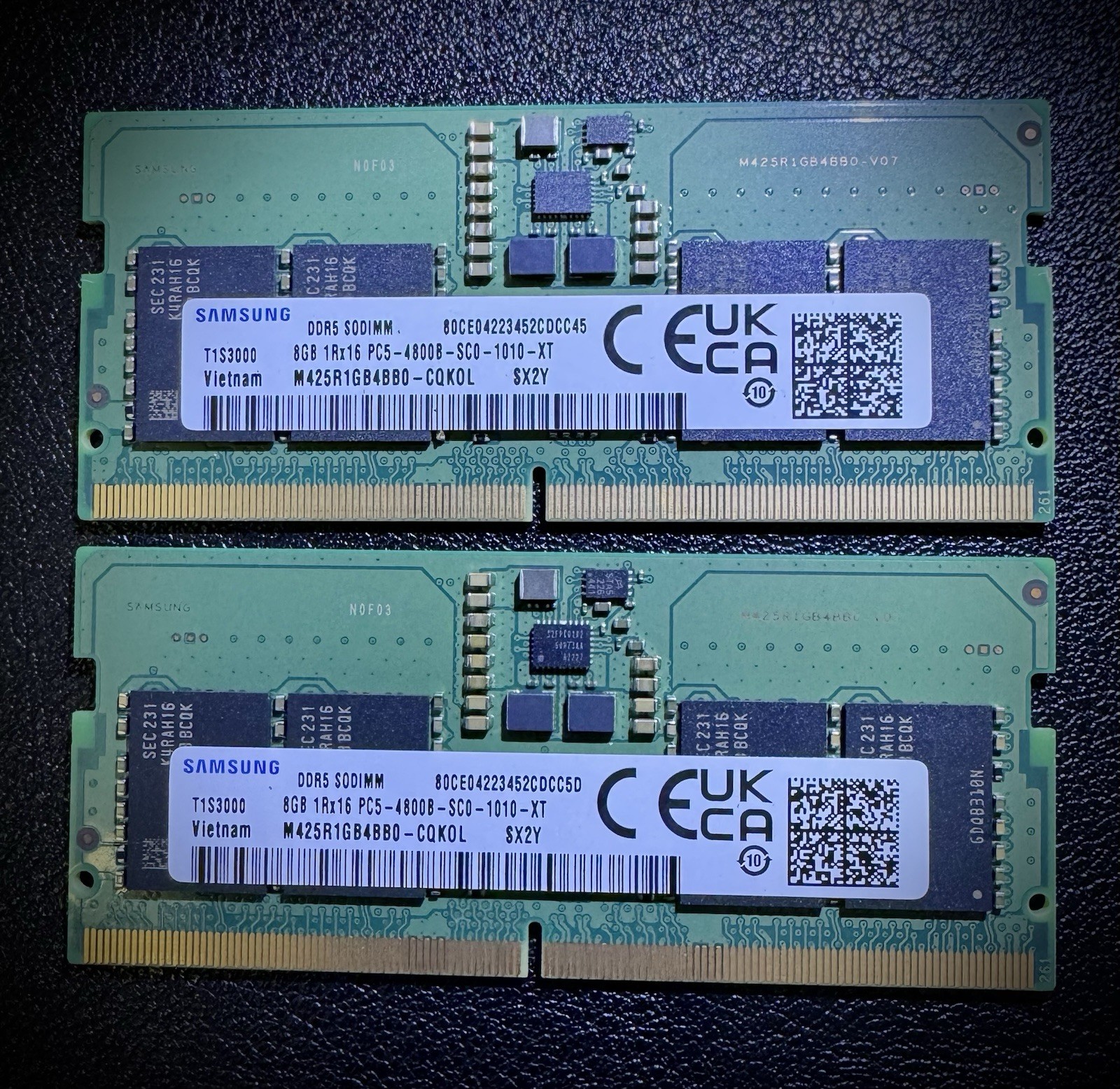 Samsung 16GB (2x8GB) DDR5 4800MHz PC5-38400 CL40 SODIMM 1Rx16 Single Rank 1.1V 2