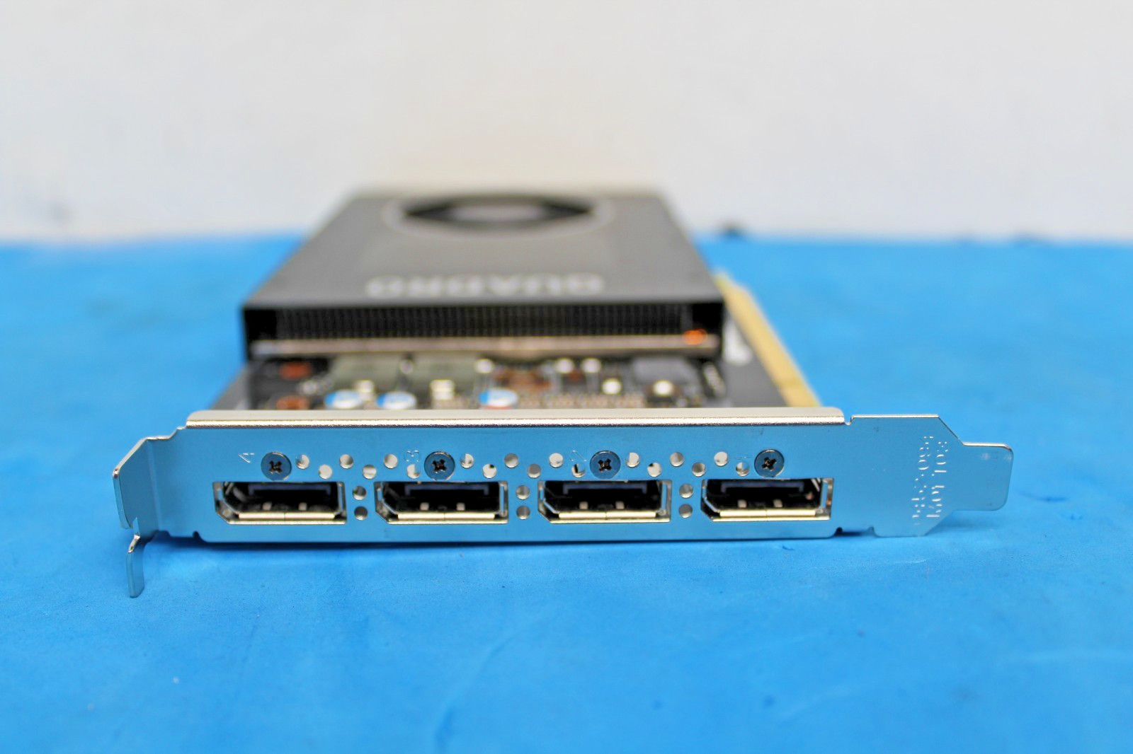 DELL NVIDIA QUADRO P2200 5GB DDR5 GRAPHIC CARD DP/N 02G8WC 4xDisply Ports T9-A12