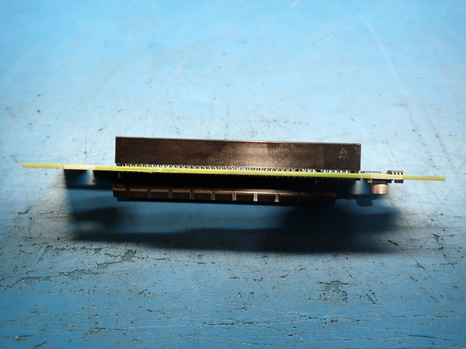 Lenovo 01GV296 ThinkSystem SR530/SR570/SR630 x8/x16 PCIe LP+LP Ri Riser Card