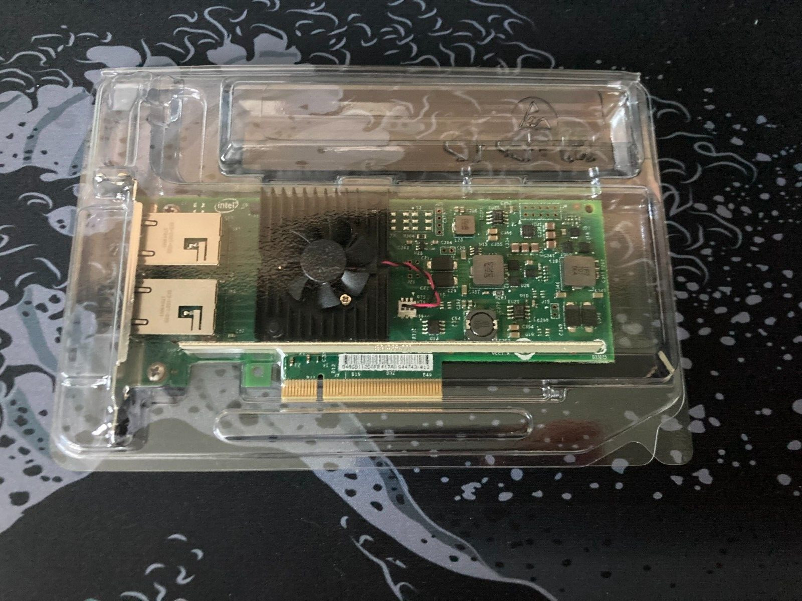 Dell Intel 3DFV8 03DFV8 X540-T2 10GB Dual Port Low Profile Network Adapter