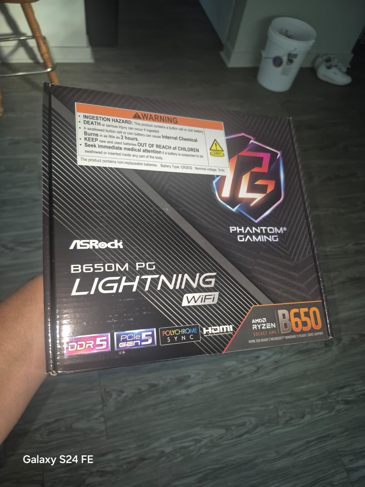 B650M PG Lightning WiFi 6E AMD Ryzen 9000/8000/7000 Series Socket AM5 B650 DD…