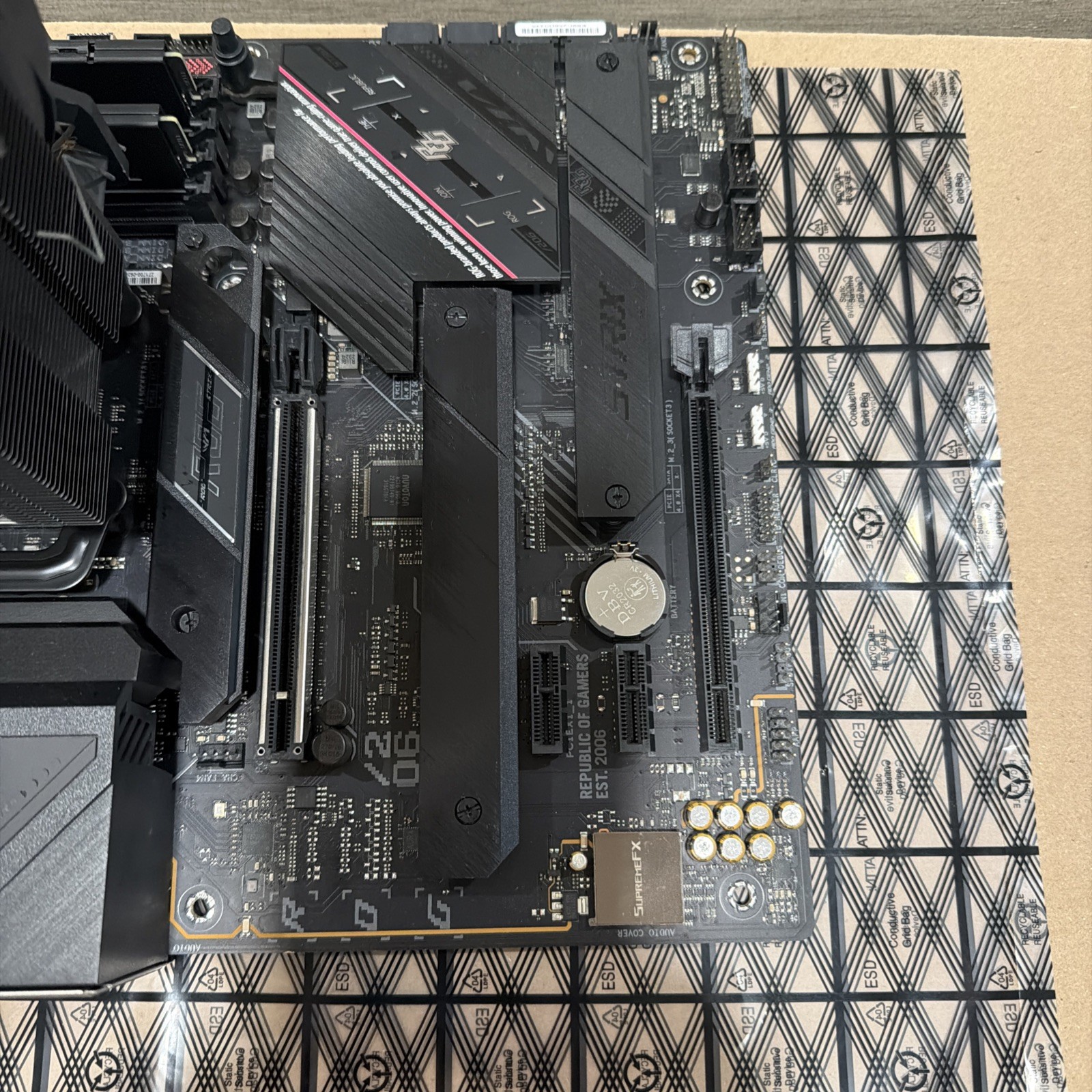 AMD Ryzen 9 7900X + ASUS ROG Strix B650E-F Motherboard + DDR5 32GB + SSD Combo