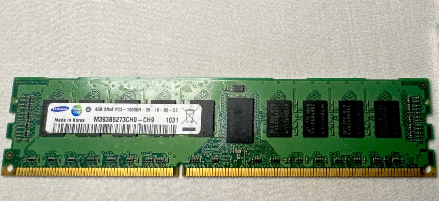Samsung 4GB 2Rx8 PC3-10600R DDR3 ECC Registered 240-Pin DIMM M393B5273CH0-CH9