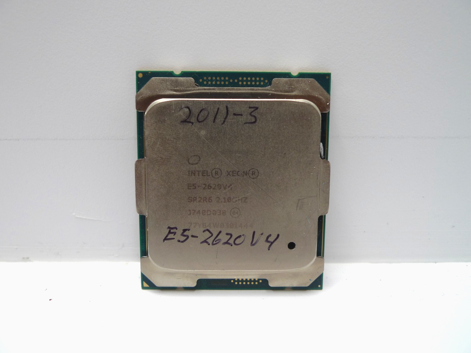 Intel Xeon E5-2620 v4 8 Cores 16 Threads 2.1GHz LGA2011 CPU