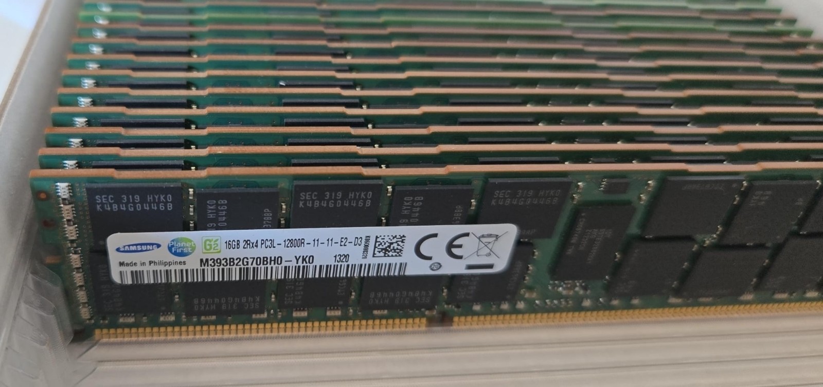 16x Samsung M393B2G70BH0-YK0 16GB PC3L-12800R 2Rx4 Server REG ECC Memory