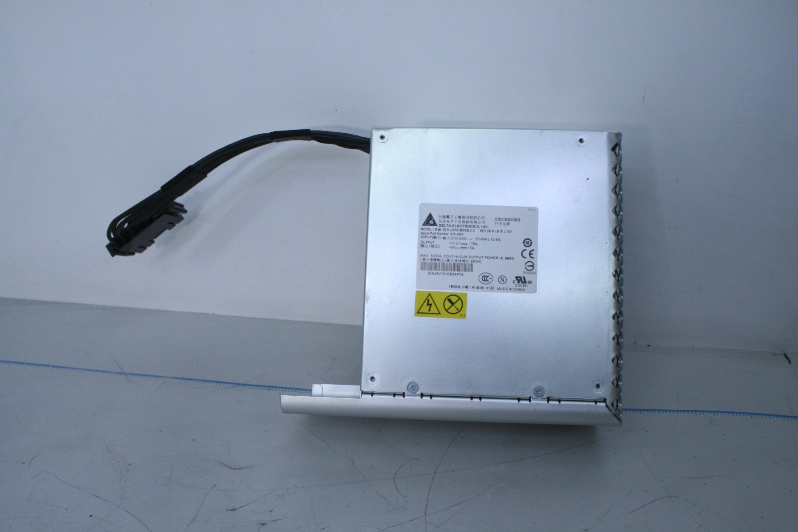 GENUINE APPLE MAC PRO 2009 2010 2012 POWER SUPPLY 614- 0454 980W T7-A9
