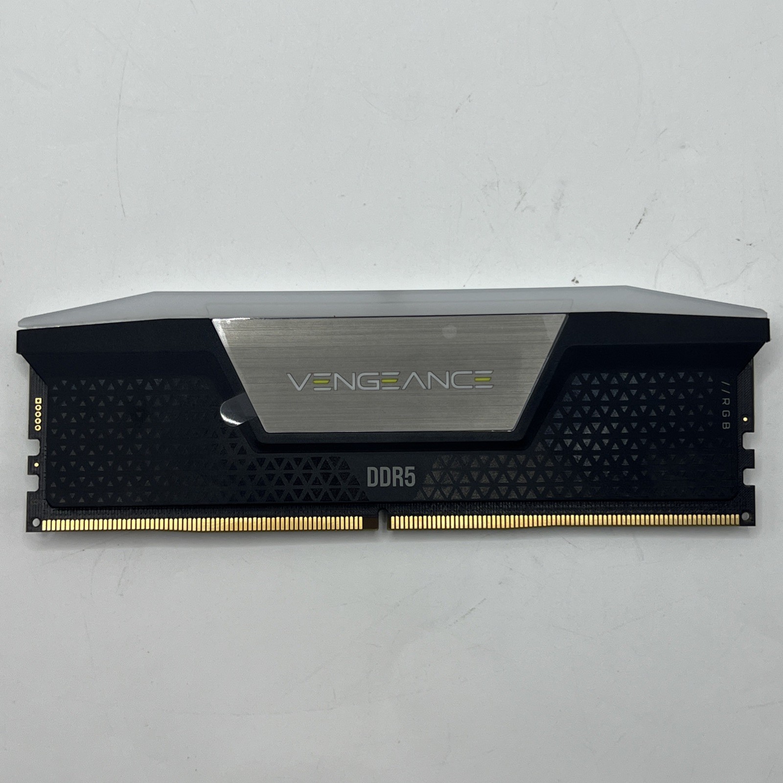 (PARTS) Corsair Vengeance RGB DDR5 16GB (1x16GB) 6000 DIMM CMH32GX5M2E6000C36