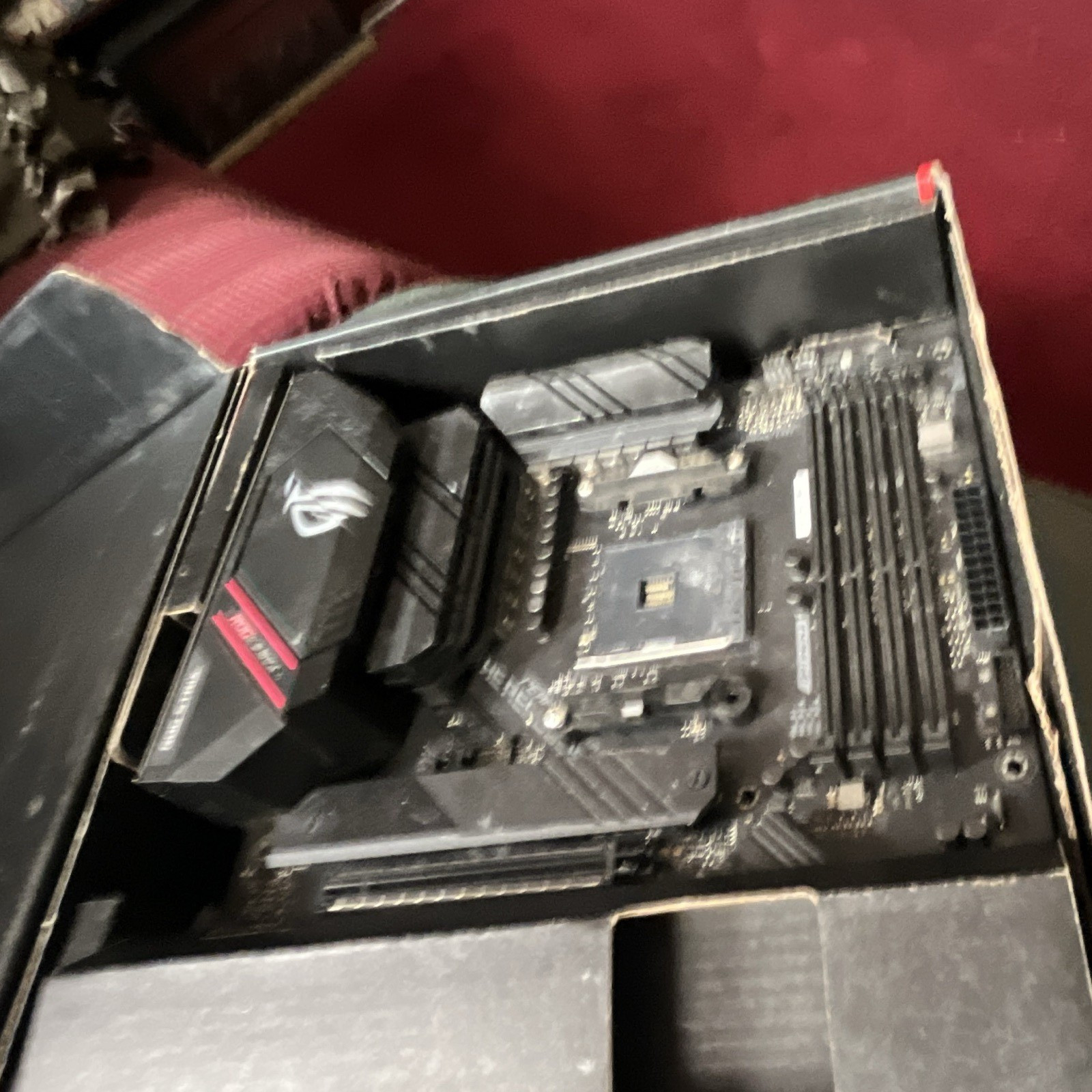 ASUS ROG STRIX B550-F GAMING (WI-FI) B550 AM4 ATX DDR4 Gaming MB