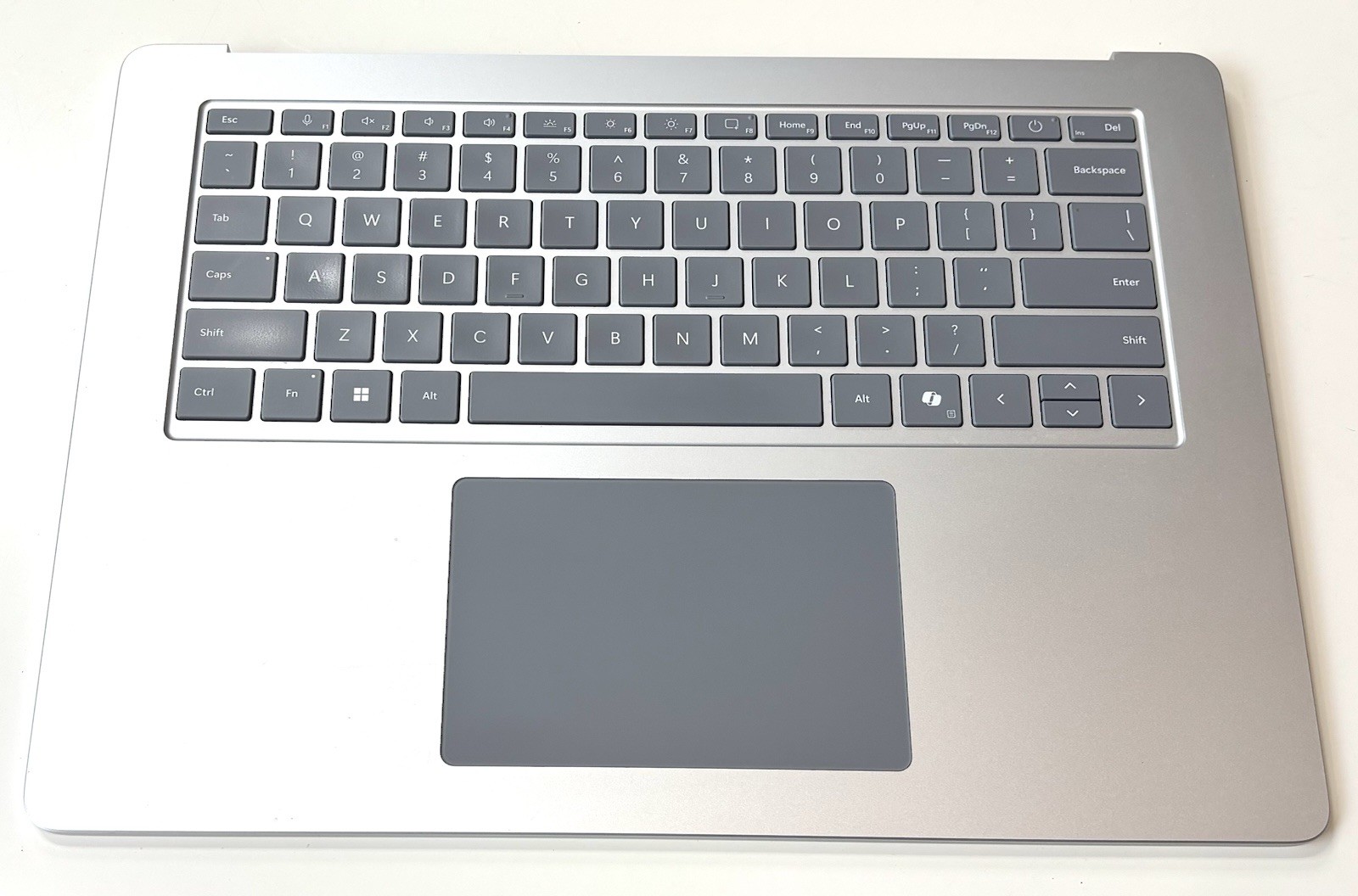 Microsoft Surface Laptop 7 15″ 2037 Palmrest Keyboard Touchpad Silver M1297636