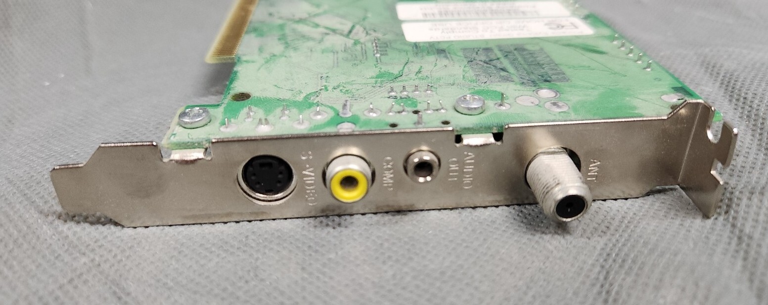 Pinnacle Systems STUDIO PCTV PCI TV Video Decoder Card Conexant