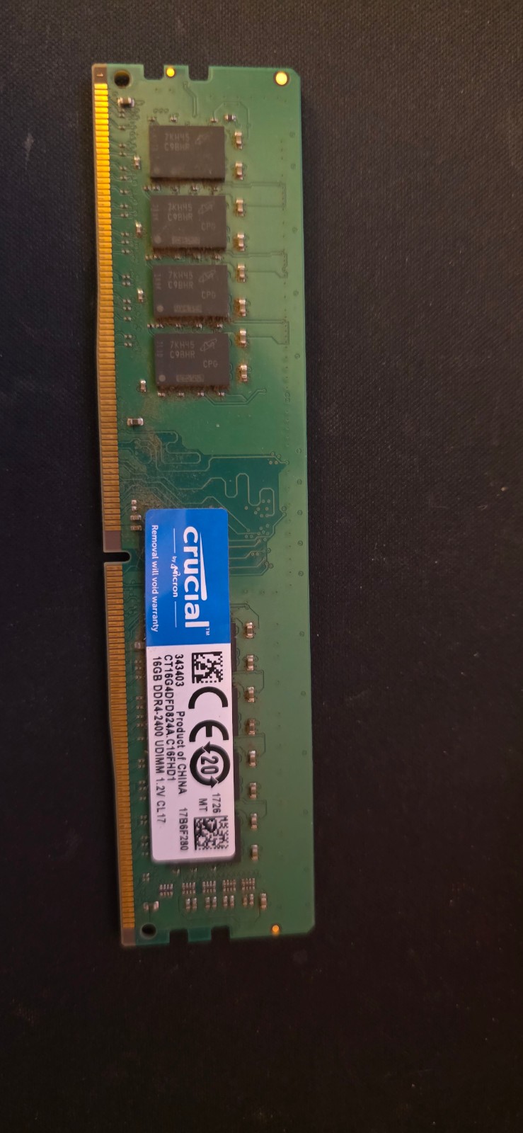 Crucial 16GB DDR4-2400 UDIMM (CT16G4DFD824A) Memory RAM